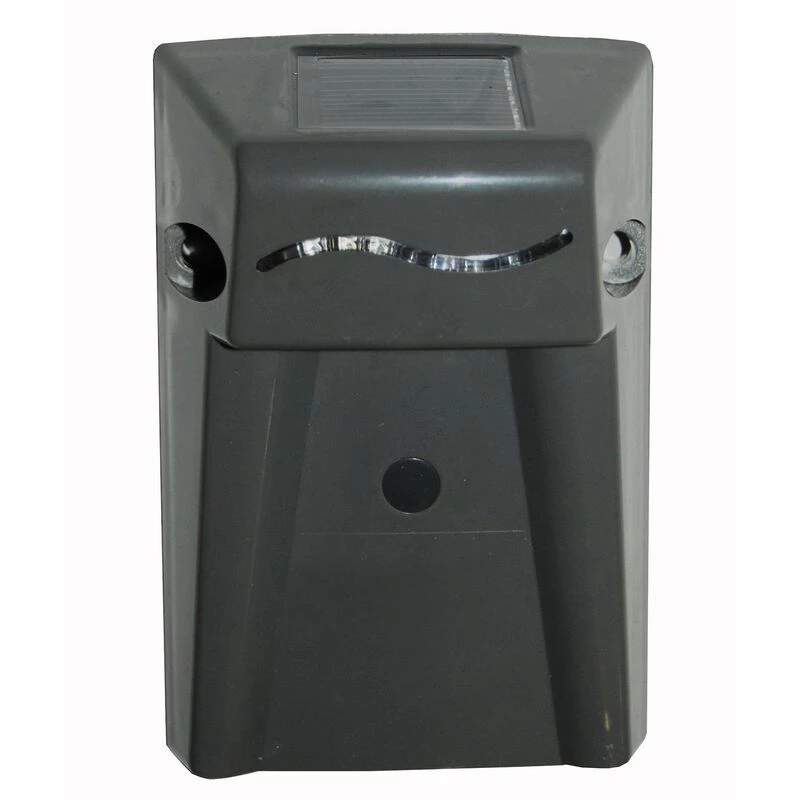 TAYLOR MADE Boat Docking Solar LED 3-Color Piling Dock Light 1 TAYLOR MADE Boat Docking Solar LED 3-Color Piling Dock Light